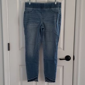 NWOT Old Navy Rockstar Jeggings